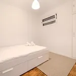 Апартаменти Urban Moura Flat By House And People Брага