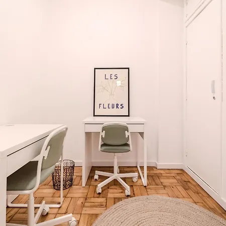 Apartment Urban Moura Flat By House And People *