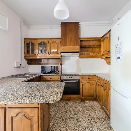 Urban Moura Flat By House And People Braga