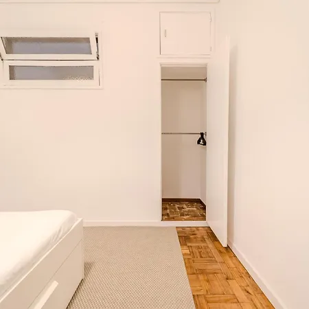 Urban Moura Flat By House And People Apartment *