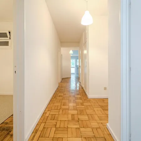 Apartment Urban Moura Flat By House And People Braga